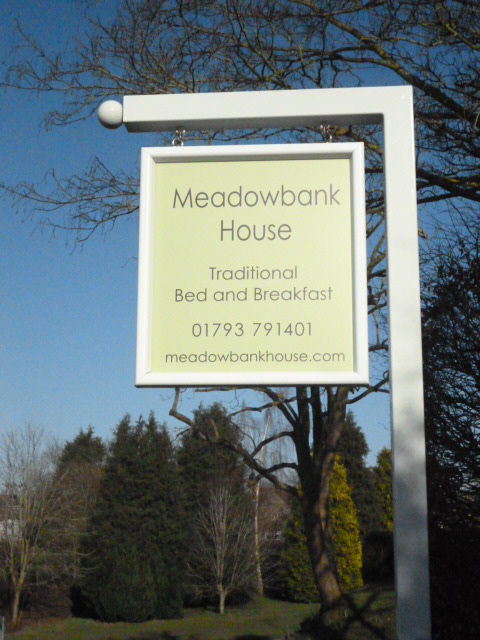 Meadowbank House sunny sign